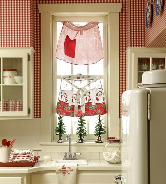 WindowDesignsEtc.com More holiday solutions for naked windows on the blog http://wp.me/p2RXdv-vO